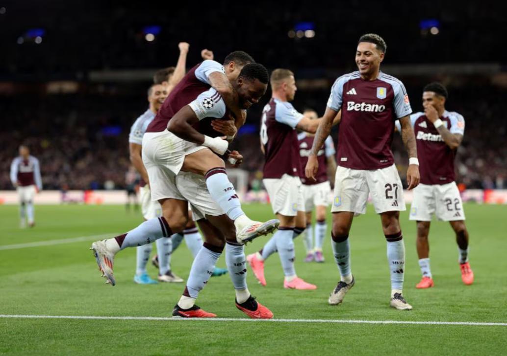 热刺中卫飞身扑救，关键时刻力挽狂澜，振奋人心