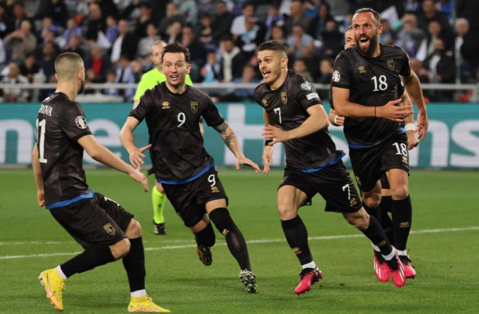 奥地利队凭借克拉马里奇的进球逼平挪威队,掌声雷动的简单介绍 奥地利队凭借克拉马里奇的进球逼平挪威队,掌声雷动的简单介绍