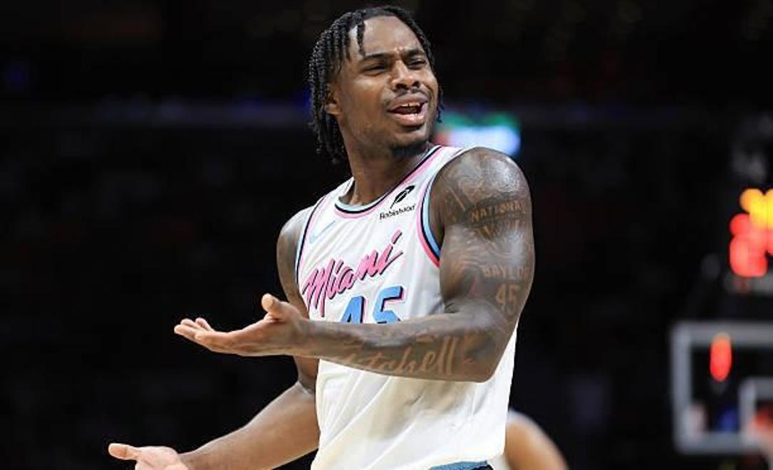 猛龙主场拿下魔术，晋级季后赛次轮，表现亮眼的简单介绍