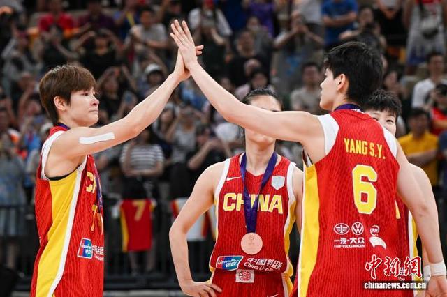 亚洲盃:中国篮球女队战胜韩国,全场震撼 亚洲盃:中国篮球女队战胜韩国,全场震撼