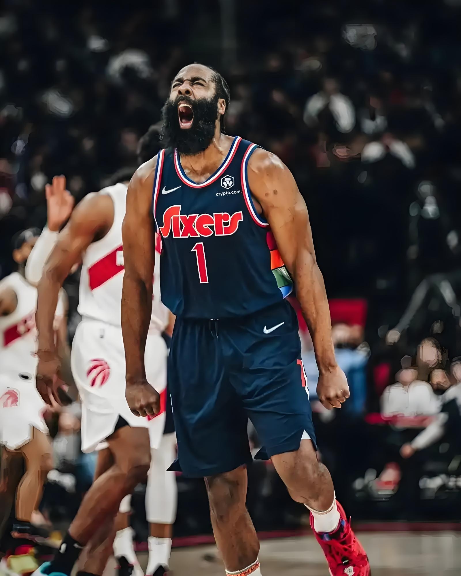 NBA比赛即将打响，球迷热切期待新一轮较量，表现亮眼