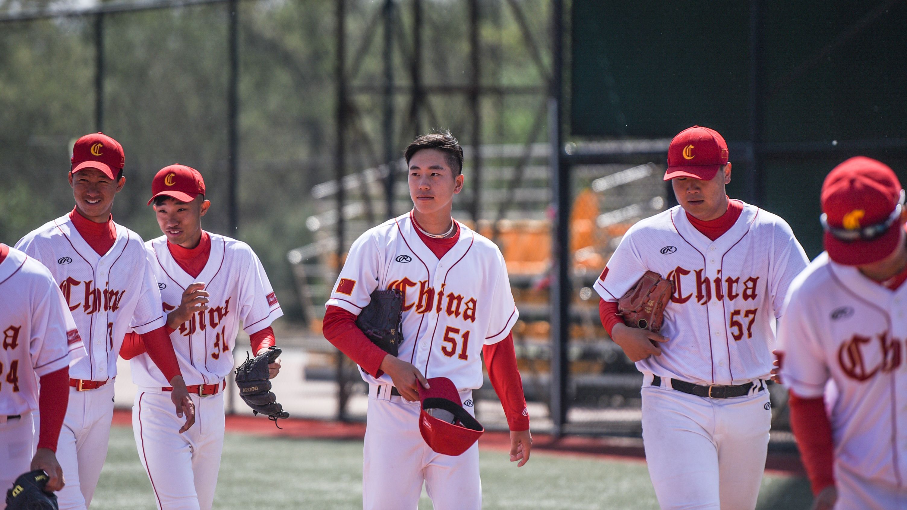 职业篮球队全力备战下一场比赛,士气大振 职业篮球队全力备战下一场比赛,士气大振