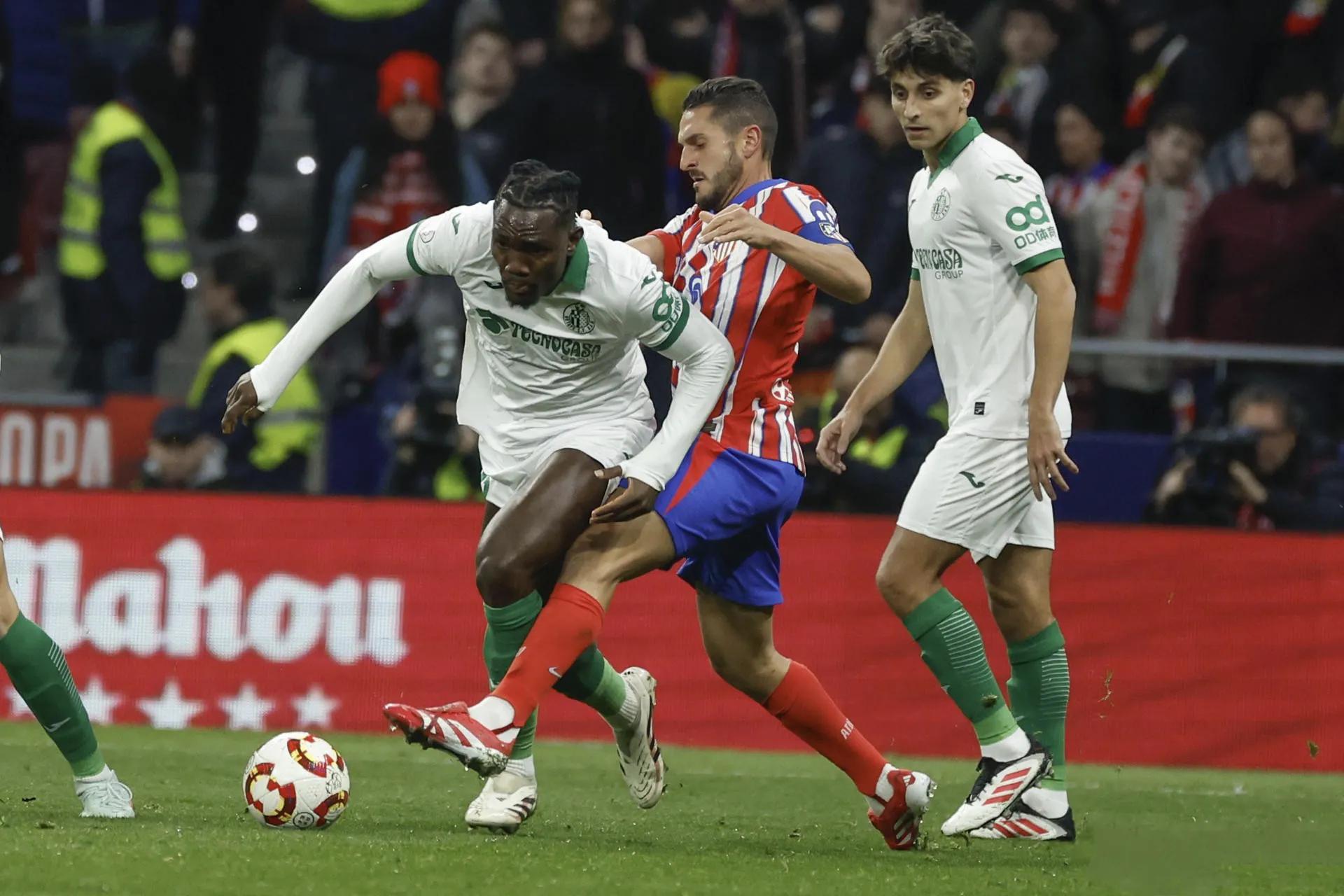 马竞中场远射，客场取胜继续紧咬榜首位置，引发热议