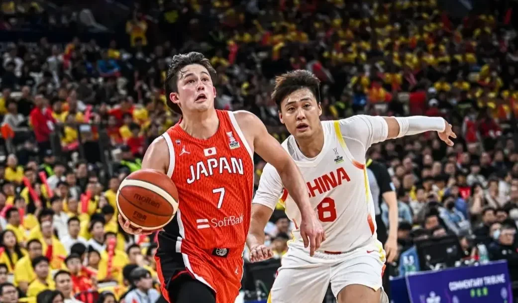 日本运动员连续败人输球，备战下一回合，士气大振的简单介绍