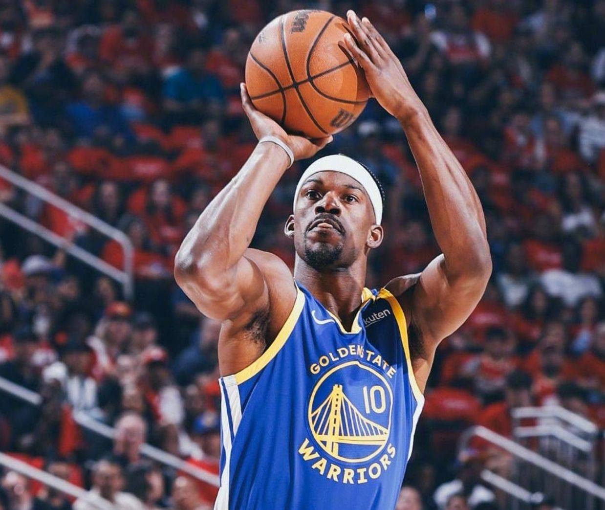 勇士队后卫在关键时刻上演绝杀，引发热议的简单介绍