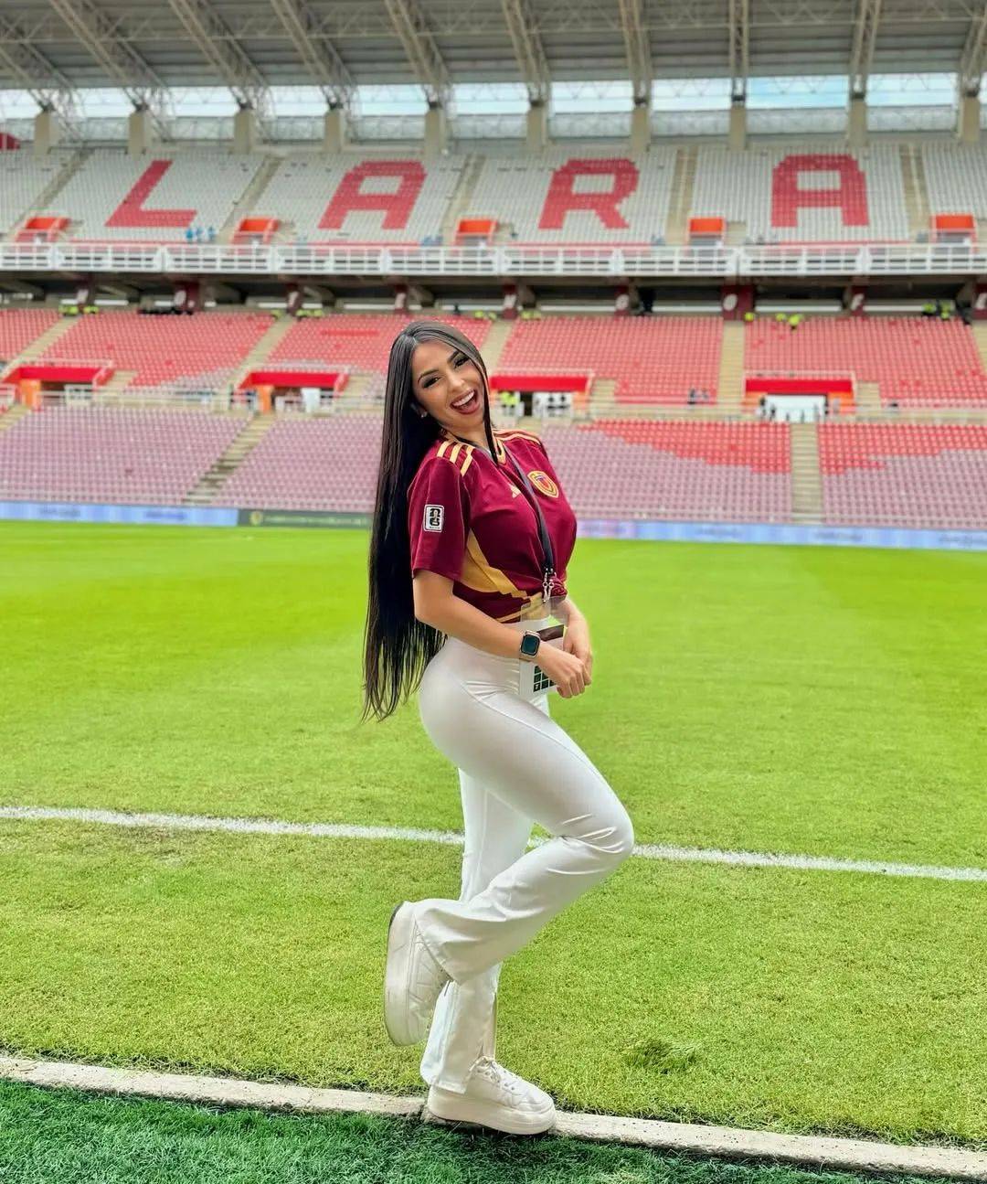 关于委内瑞拉女足选手团结一心，向胜利大步迈进，振奋人心的信息