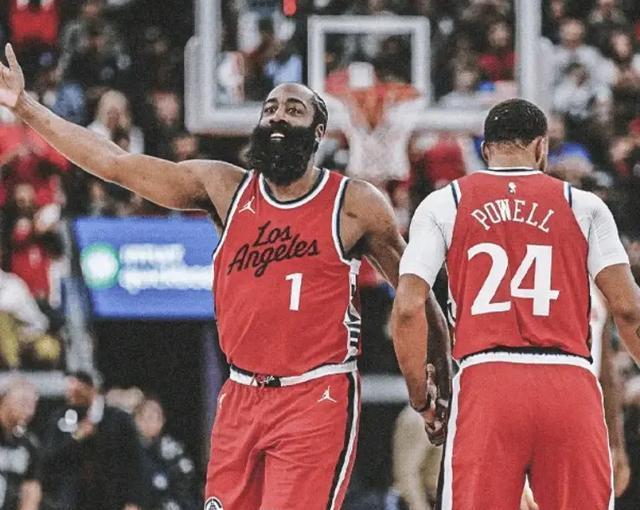 广州富力球员遭遇人员伤病困扰，振奋人心