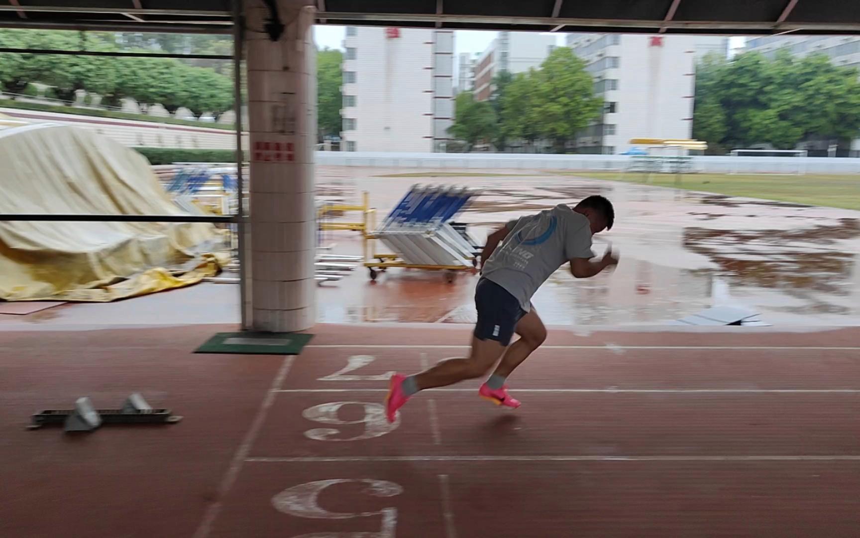 球员们的体能和技术都将面临严峻考验，气势如虹