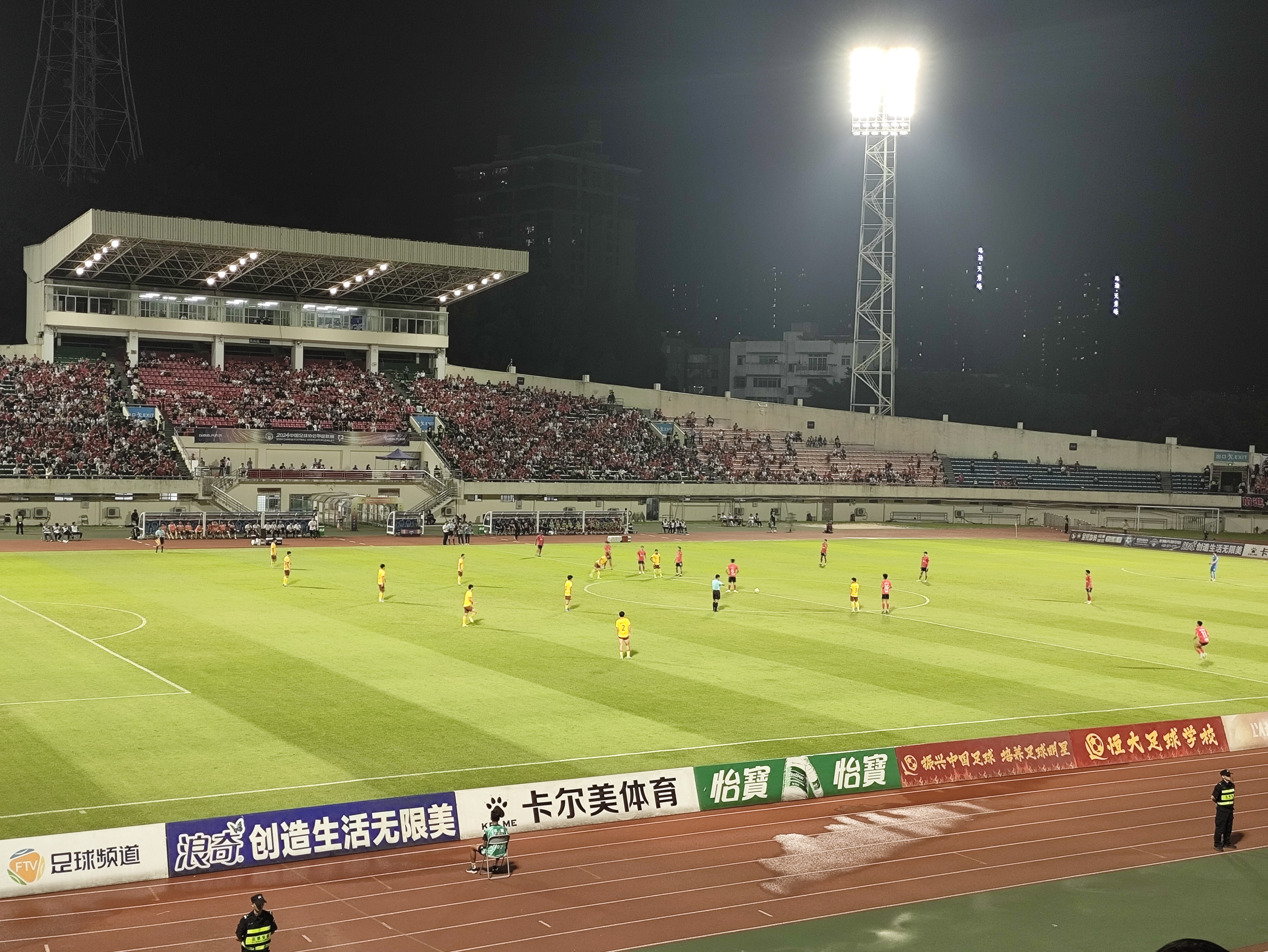 山东鲁能遭遇主场失利，提前告别冠军梦，振奋人心