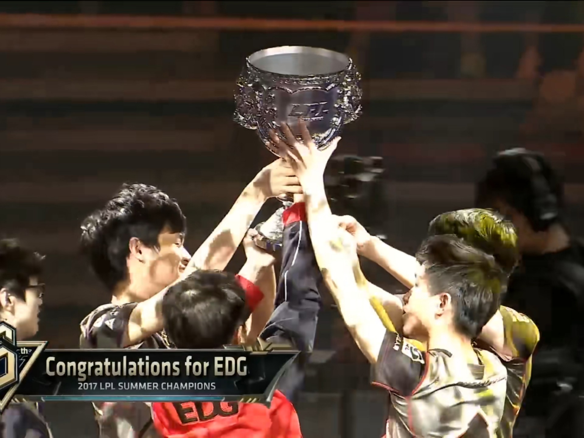 TSM鏖战TL，Ruler拿下关键大龙顶尖较量小组赛，引爆全场热议