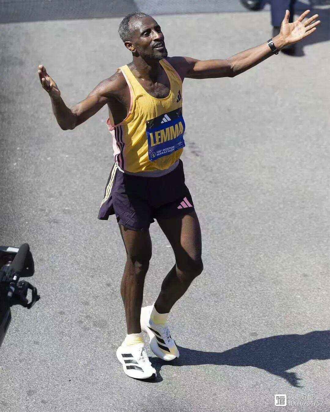 关于比利时球员成为马拉松新晋冠军,收获掌声,振奋人心的信息 关于比利时球员成为马拉松新晋冠军,收获掌声,振奋人心的信息