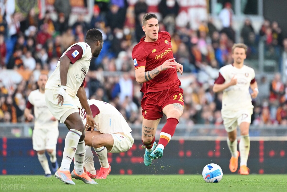 包含多尔特蒙德大胜尼姆，士气高涨，全场震撼的词条