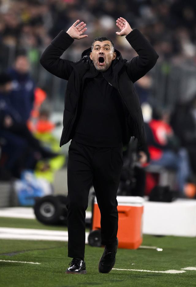 包含尤文图斯斩获联赛胜利，意甲豪门一路高歌猛进！，全场震撼的词条