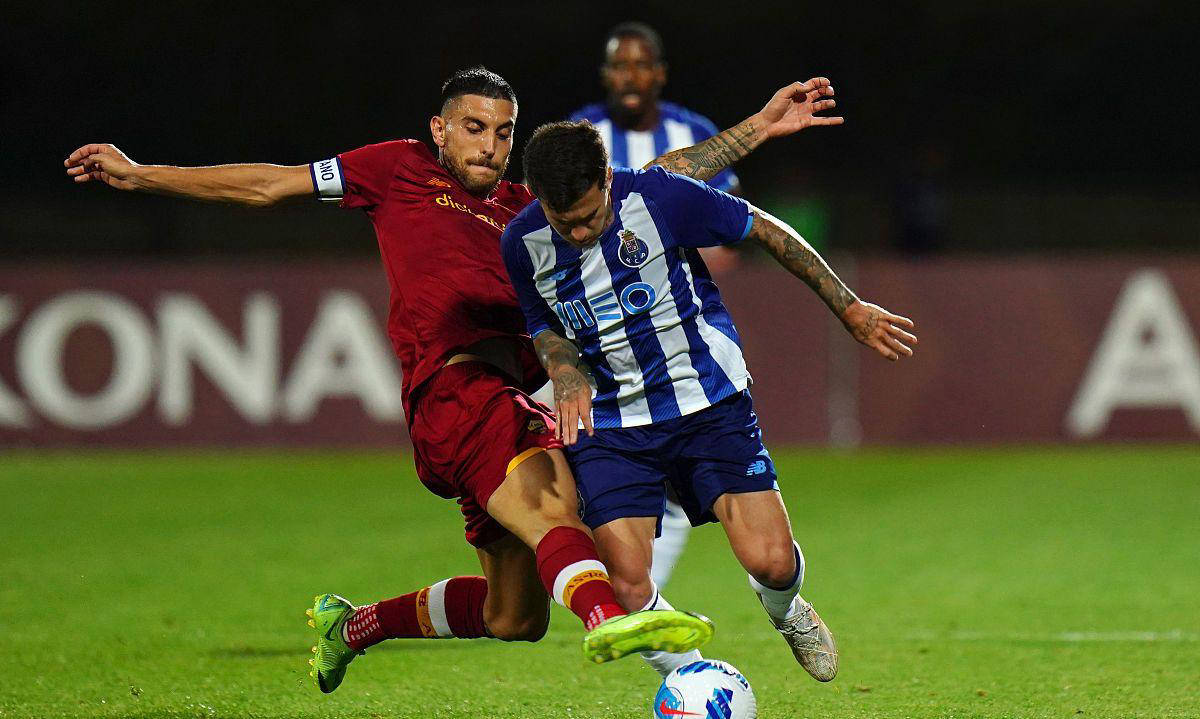 波尔图主场两球小胜里斯本竞技，表现亮眼