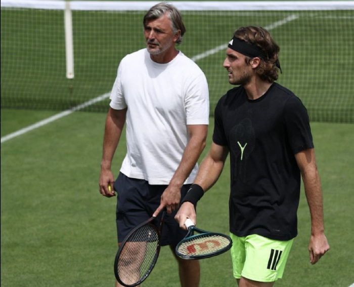 美网鏖战温网,西西帕斯刷新纪录 美网鏖战温网,西西帕斯刷新纪录