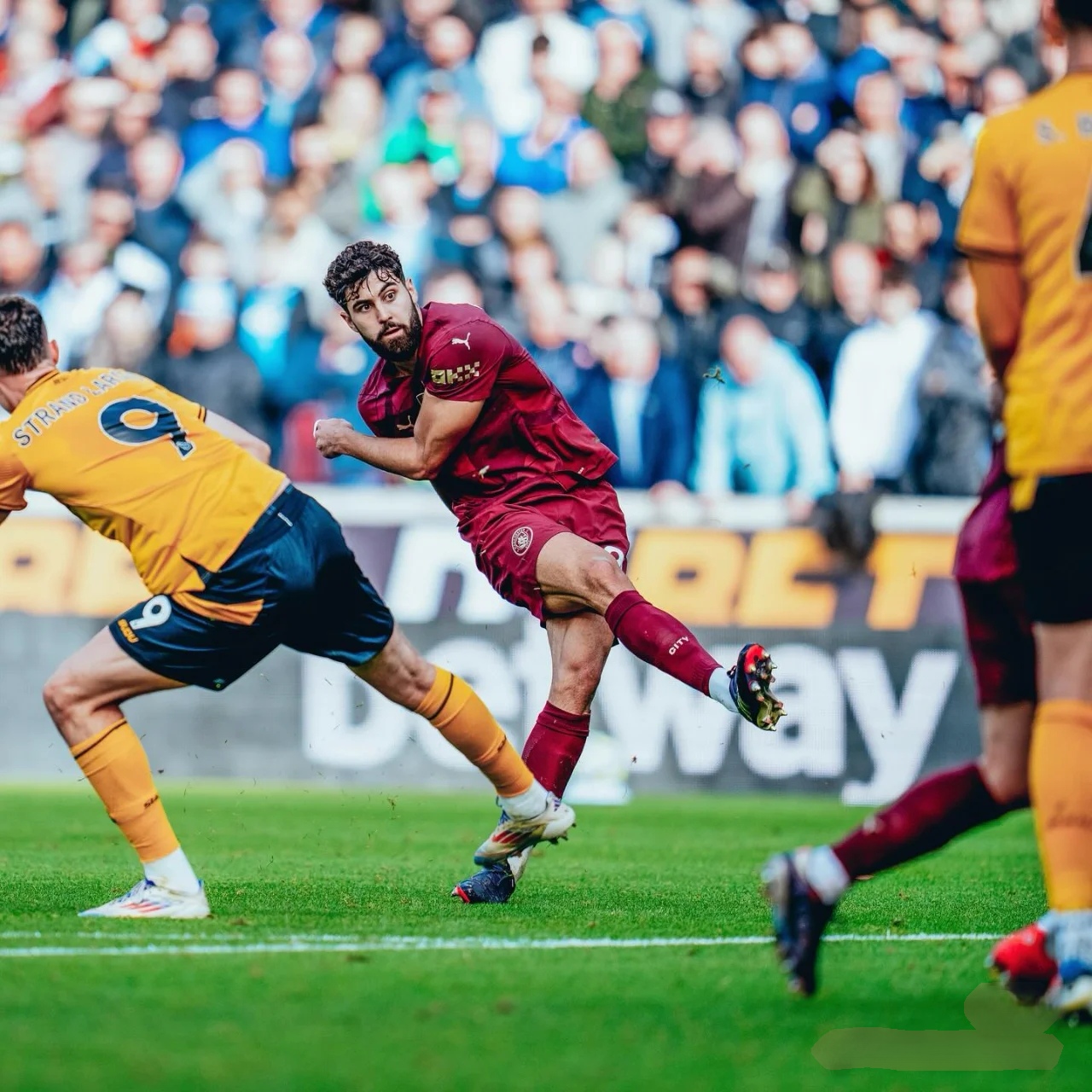 比利时鏖战曼城，布鲁诺带队取胜