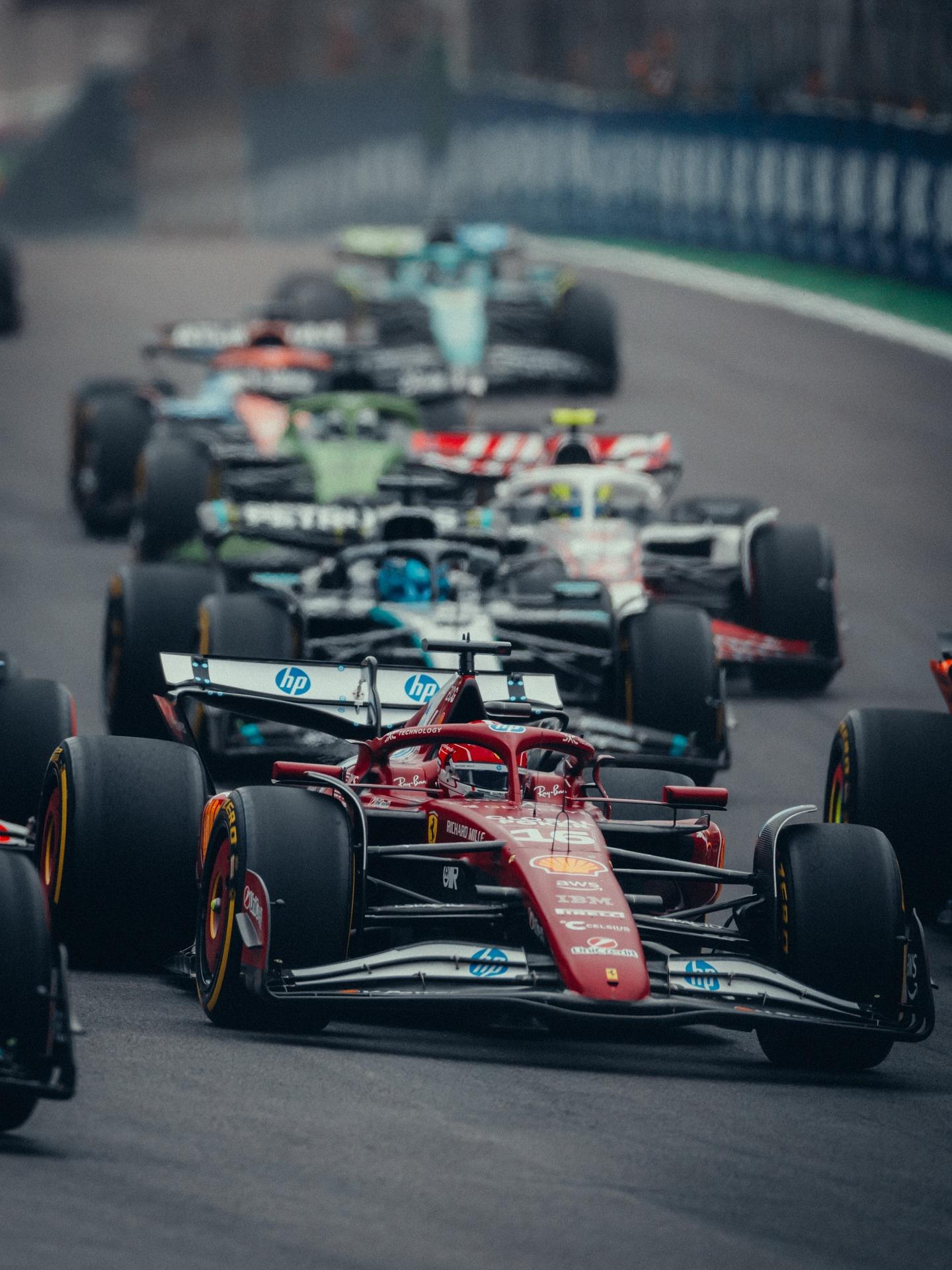 梅赛德斯险胜索伯车队,勒克莱尔扛起全队 梅赛德斯险胜索伯车队,勒克莱尔扛起全队