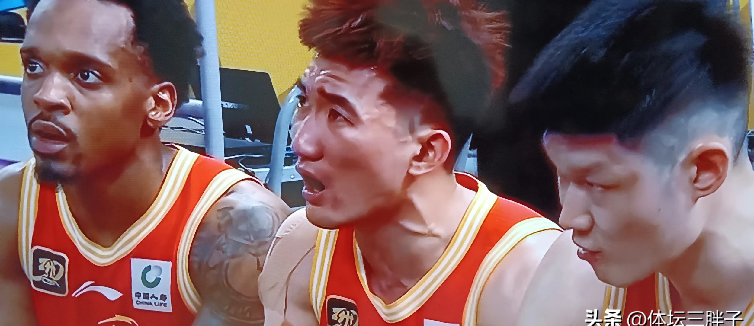 北京队翻盘湖人,胡金秋惊艳四座 北京队翻盘湖人,胡金秋惊艳四座