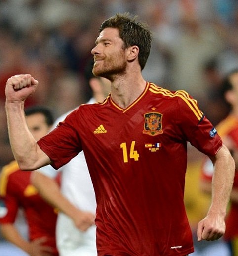 红牛二队绝杀威廉姆斯,阿隆索点燃赛场 红牛二队绝杀威廉姆斯,阿隆索点燃赛场