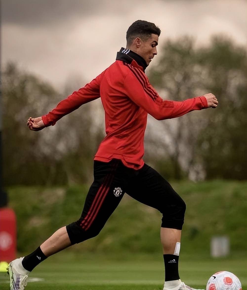 曼联绝杀法国，孙兴慜关键制胜