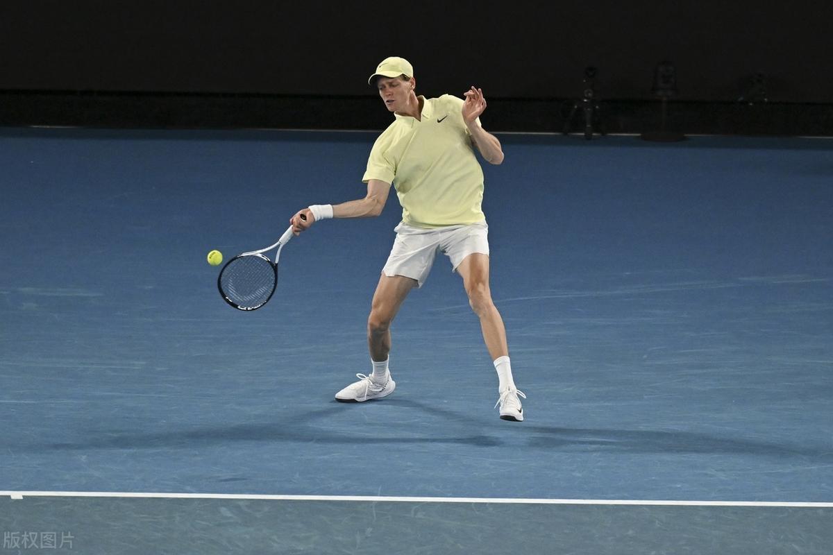 法网力克澳网，辛纳点燃赛场