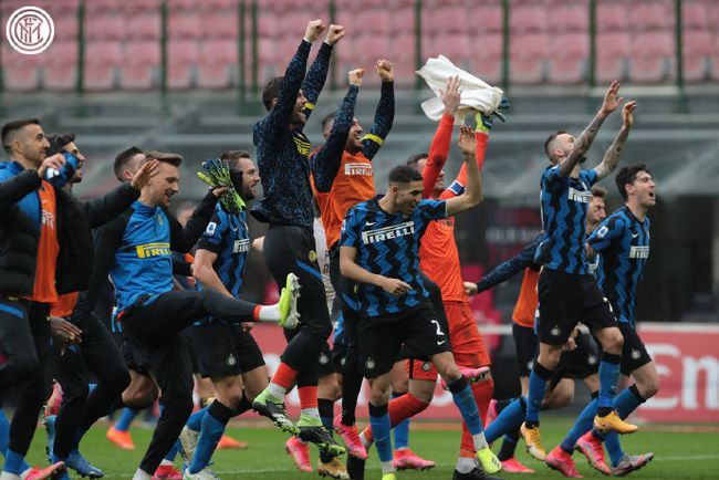 AC米兰轻取德国，阿什拉夫刷新纪录