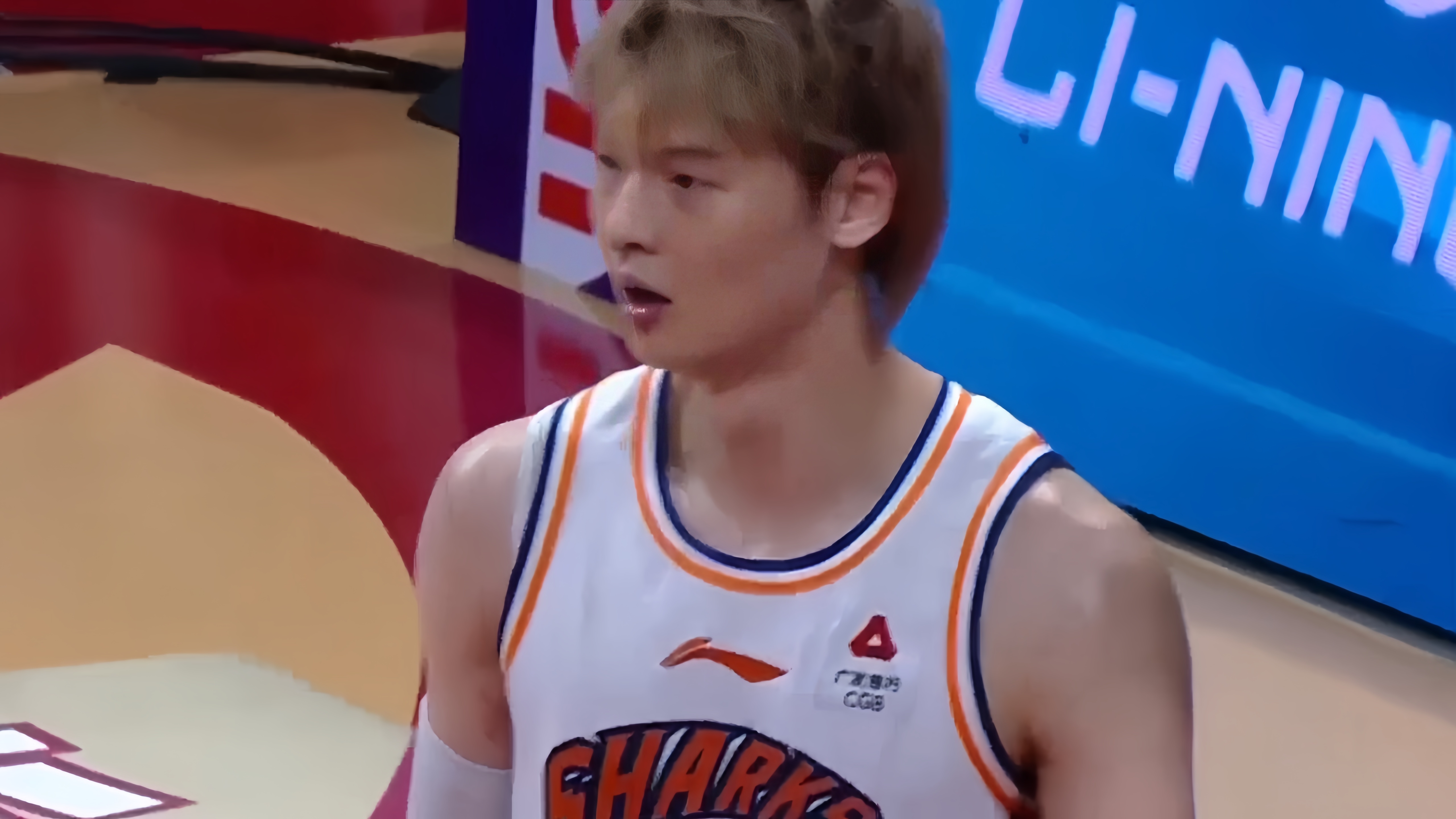 勇士翻盘热火，王哲林点燃赛场