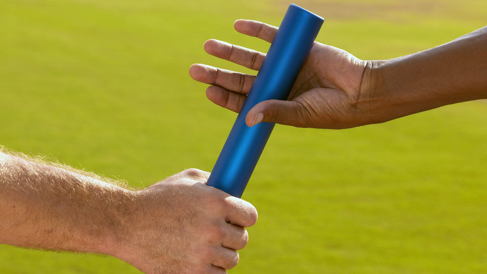 当亚洲脊梁撑起欧洲之巅，欧冠决赛之夜，李刚仁的攻防统治艺术